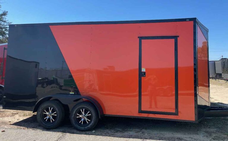 Enclosed-Tailers-red-black