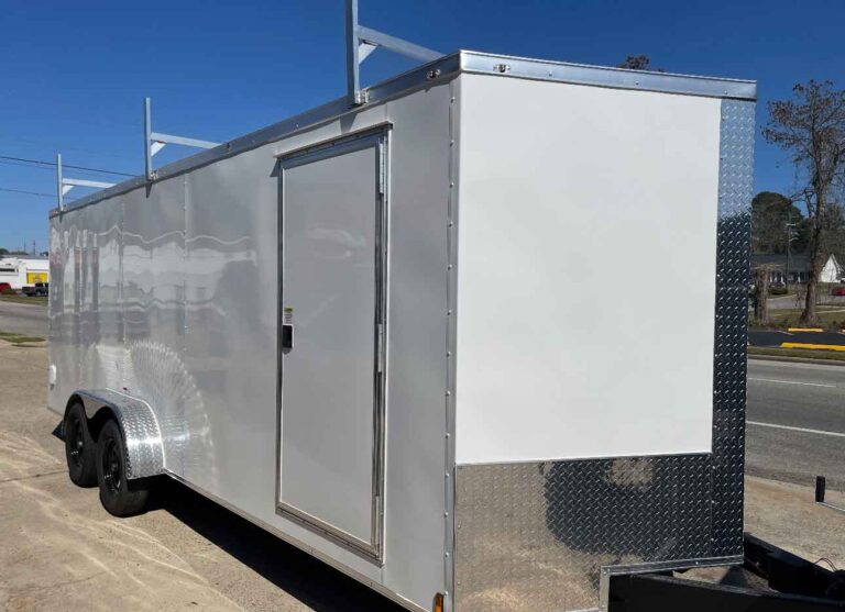 enclosed-trailer-white-silver